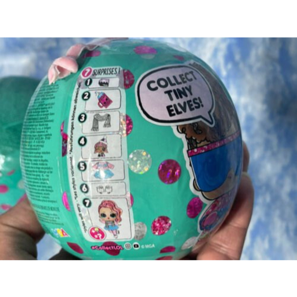 2x LOL Surprise Holiday Present Limited Edition Doll with Tiny Elf Ball - NEW - Picture 3 of 4